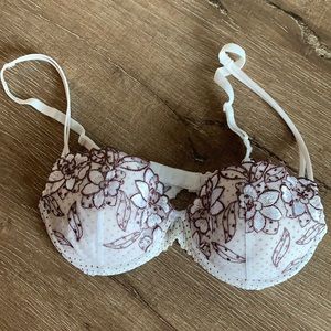 Dotted Lace bra by Marie Jo Haute Lingerie 32C